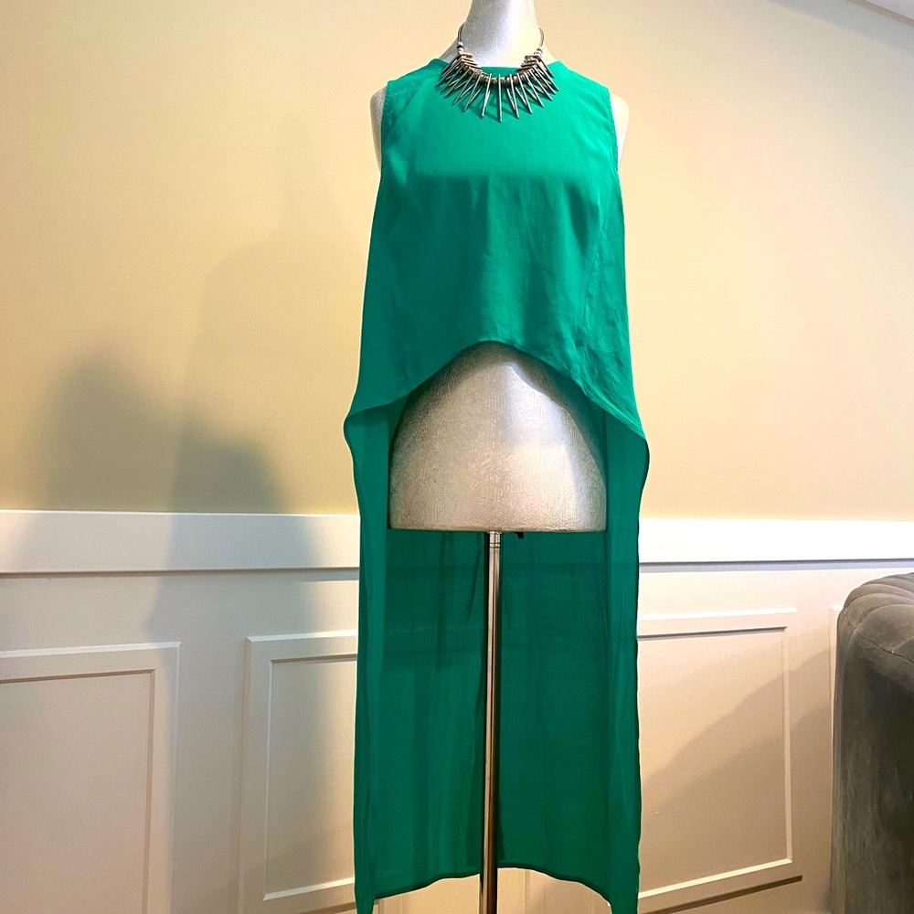 Vibrant Kelly Green hi-lo Shirt